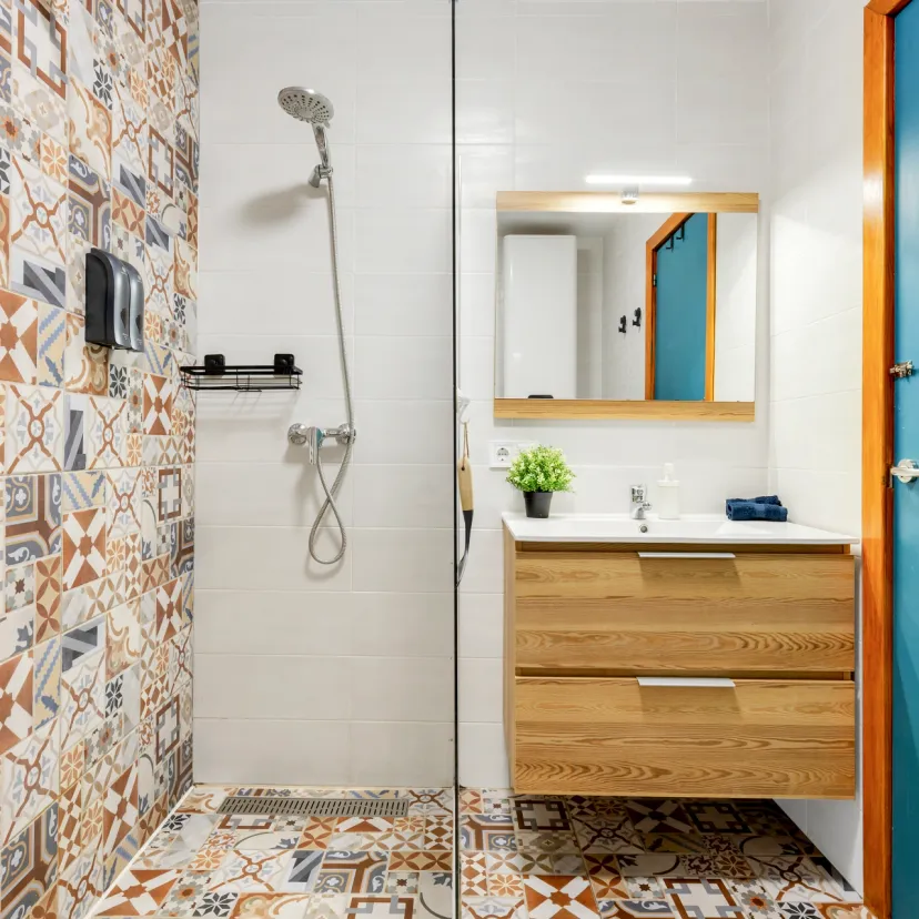 The bathroom of Apartamento Picasso